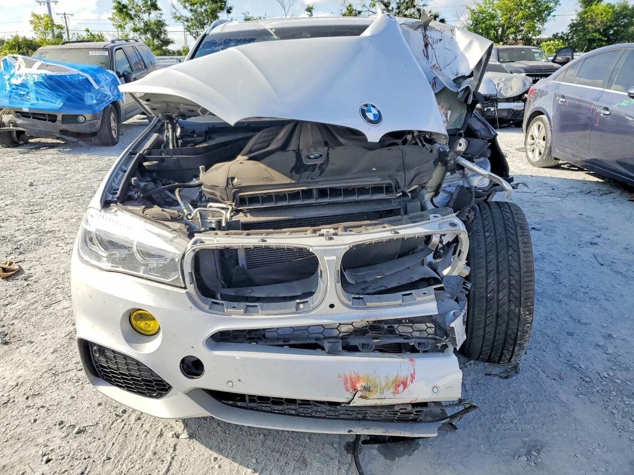 2017 BMW X5 xDrive50I - zdjęcie 5