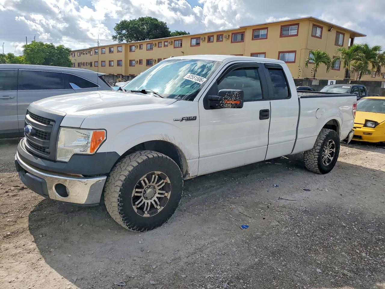 2013 Ford F150 Super Cab - zdjęcie główne