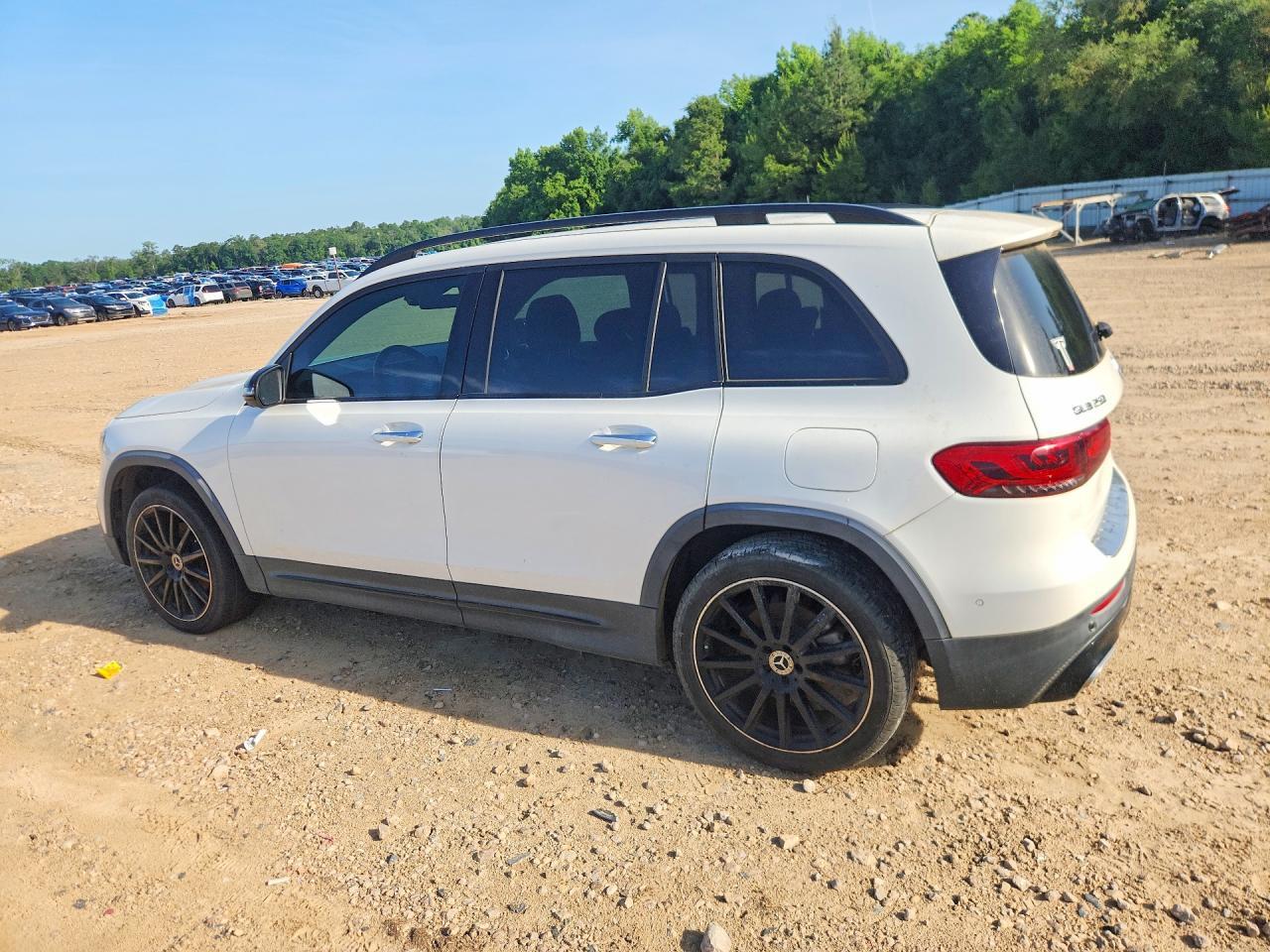 2021 Mercedes-Benz Glb 250 - zdjęcie 2