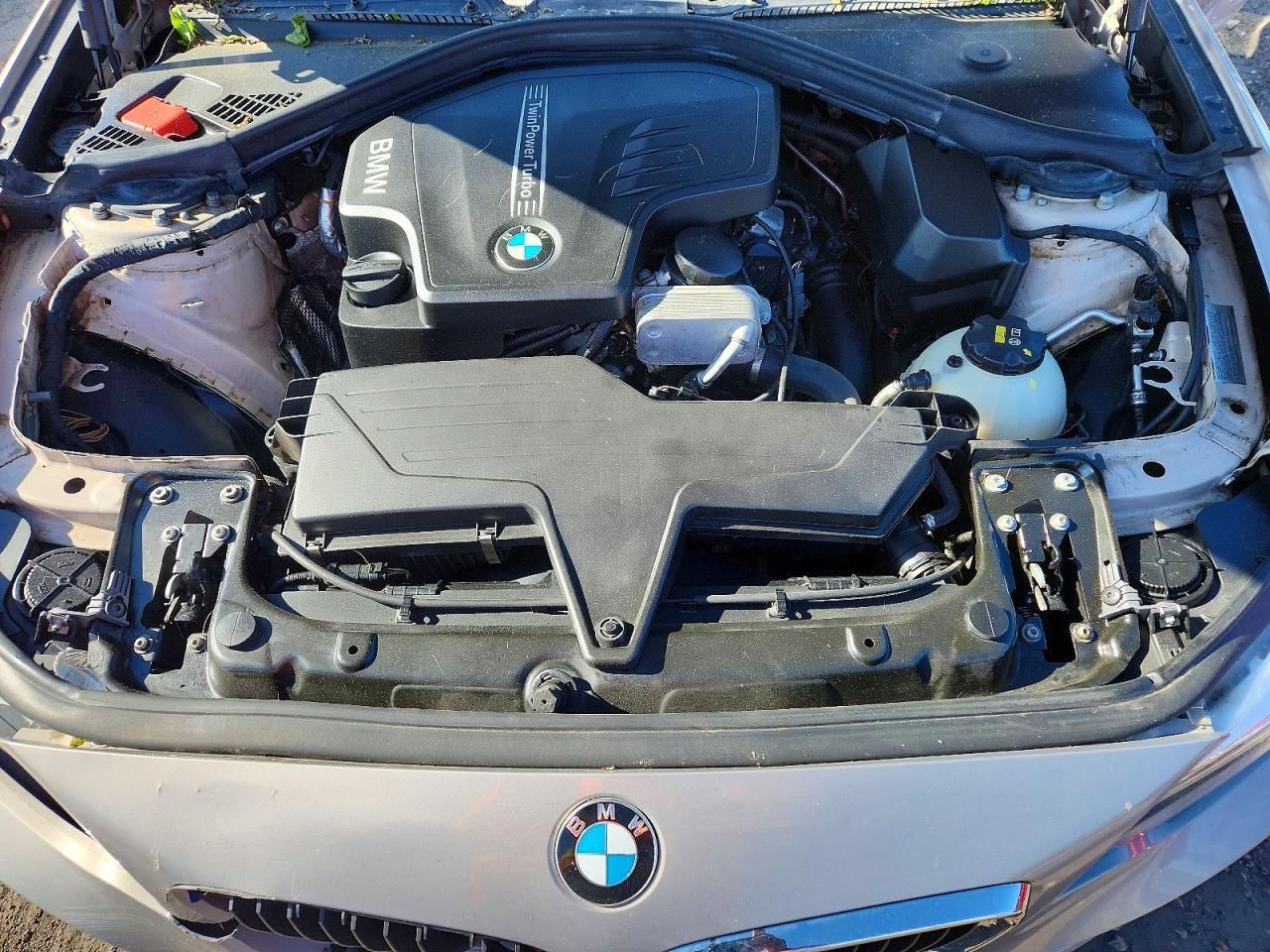 2015 BMW 228 Xi Sulev - zdjęcie 11