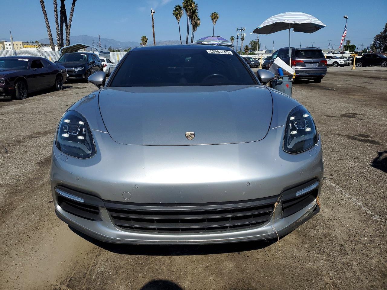 Porsche Panamera - zdjęcie 5