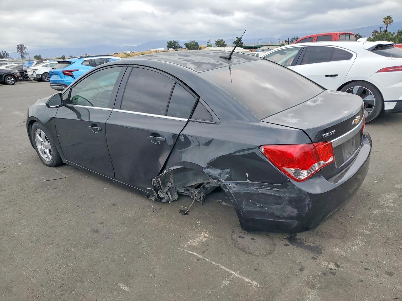 2014 Chevrolet Cruze - zdjęcie 2