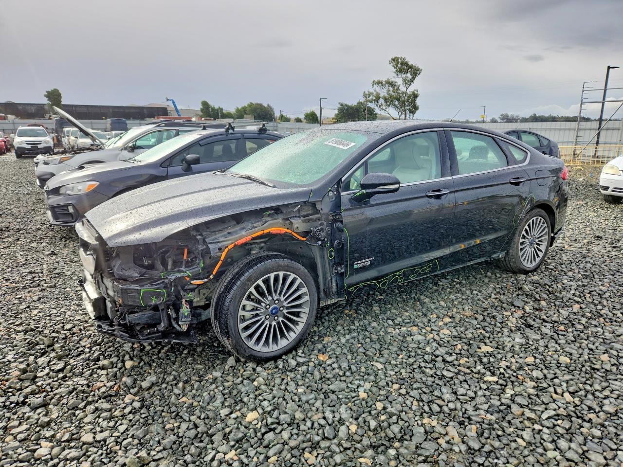2017 Ford Fusion Titanium Phev - zdjęcie główne