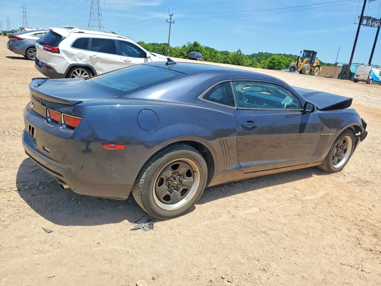 2013 Chevrolet Camaro Ls - zdjęcie 3