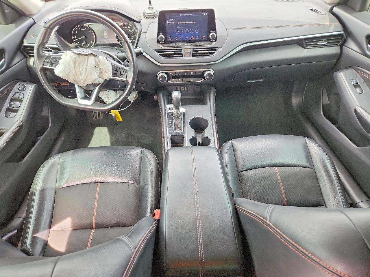 2022 Nissan Altima Sr - zdjęcie 8