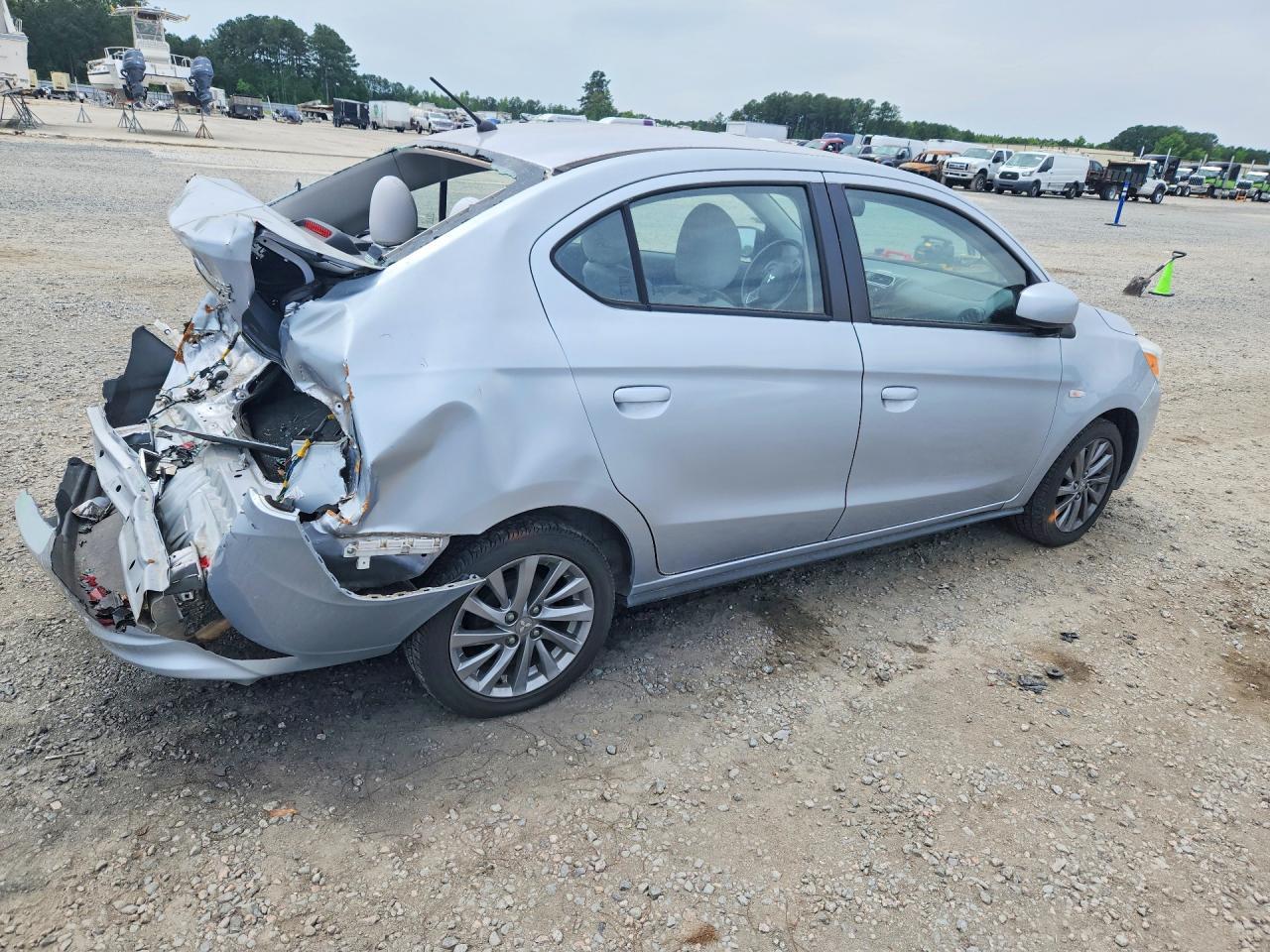 2019 Mitsubishi Mirage - zdjęcie 3