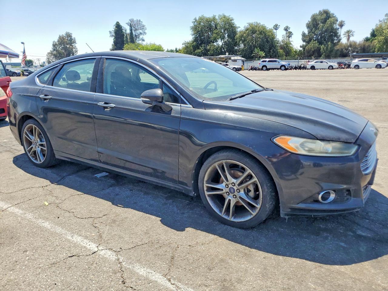 2013 Ford Fusion Titanium - zdjęcie 4