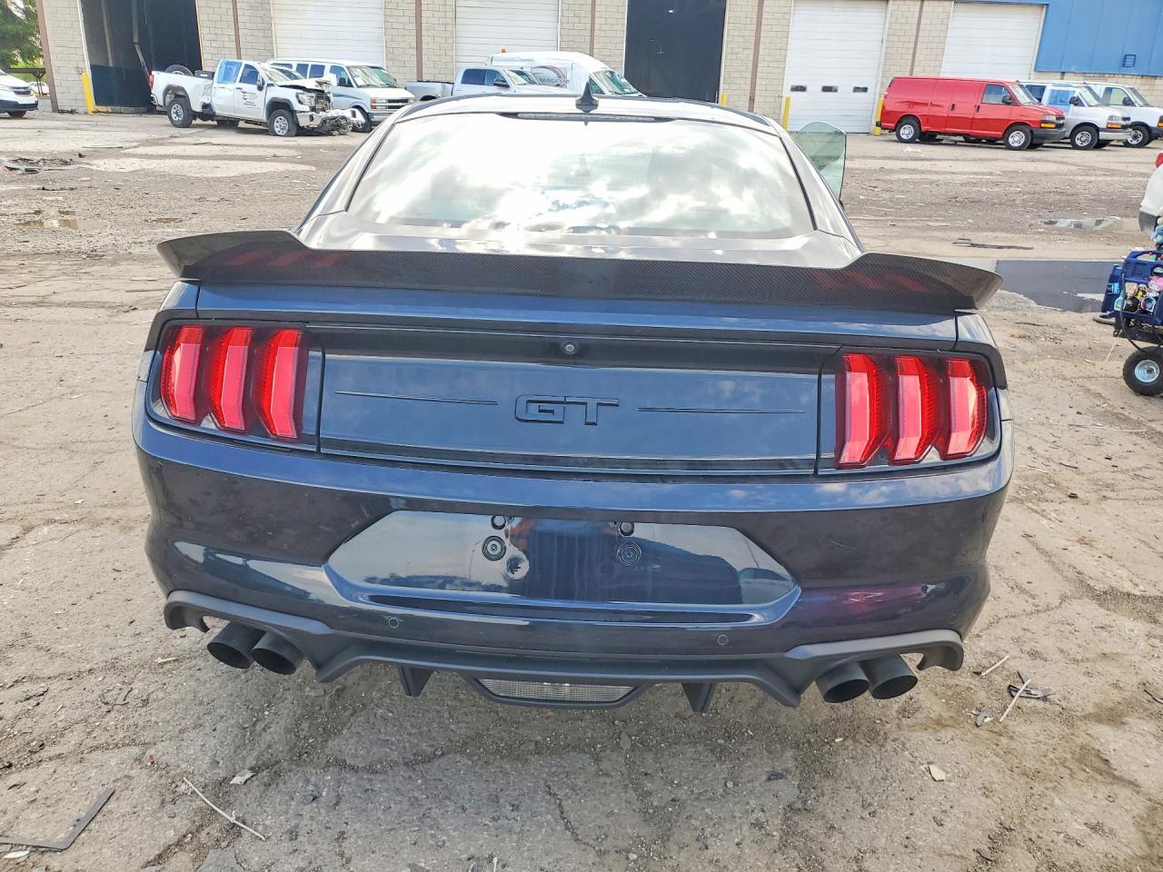 2021 Ford Mustang Gt - zdjęcie 6