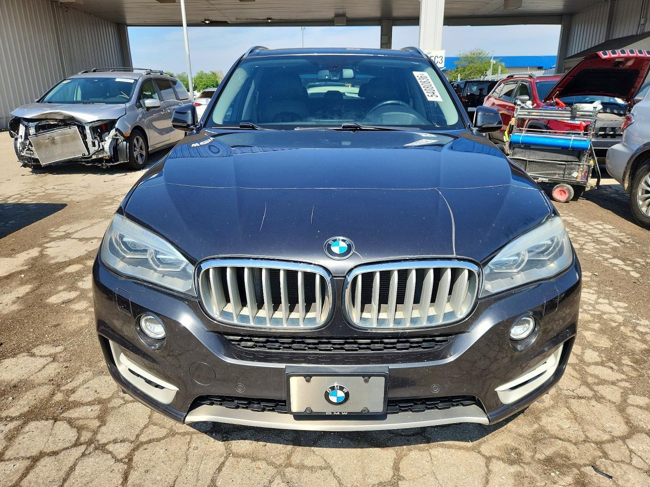 2015 BMW X5 xDrive50I - zdjęcie 5