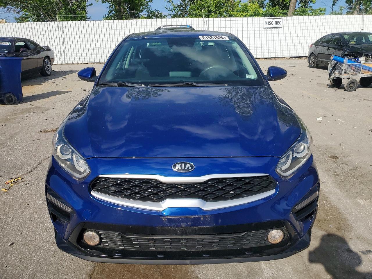 2021 Kia Forte Lxs - zdjęcie 5