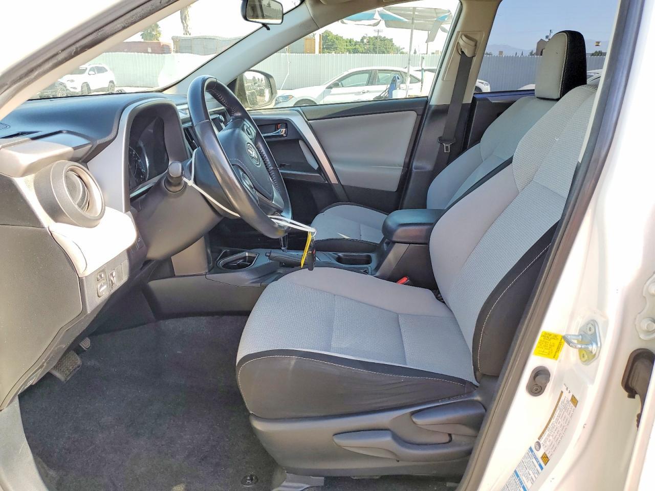2016 Toyota Rav4 Hv Xle - zdjęcie 7