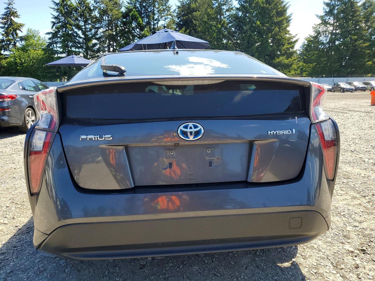 2016 Toyota Prius Two - zdjęcie 6