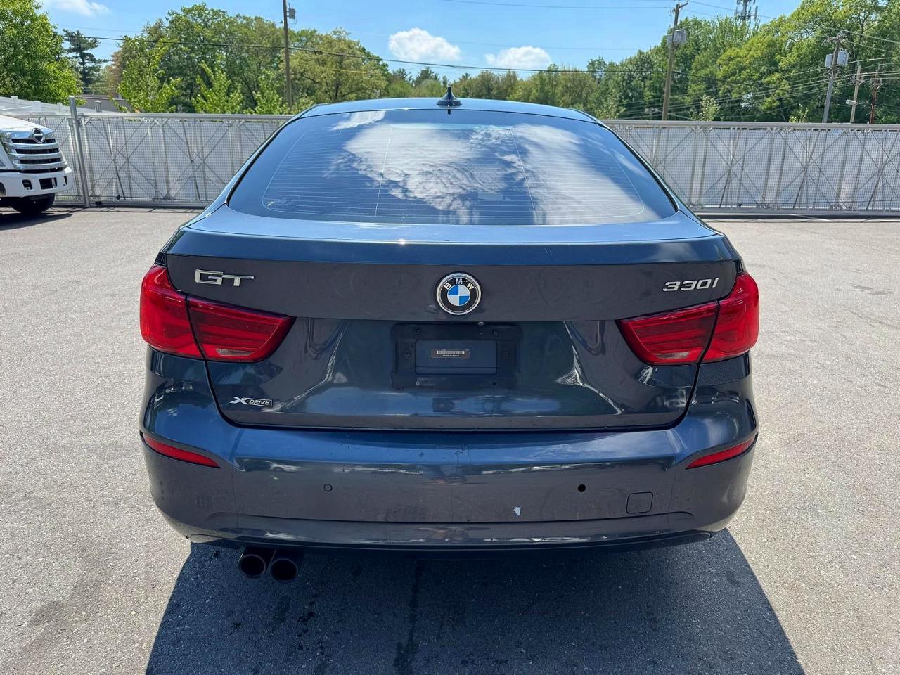 2018 BMW 330 Xigt - zdjęcie 5