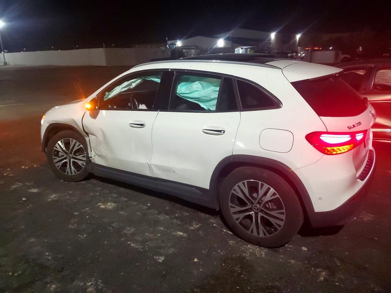 2024 Mercedes-Benz Gla-Class Gla250 - zdjęcie 2