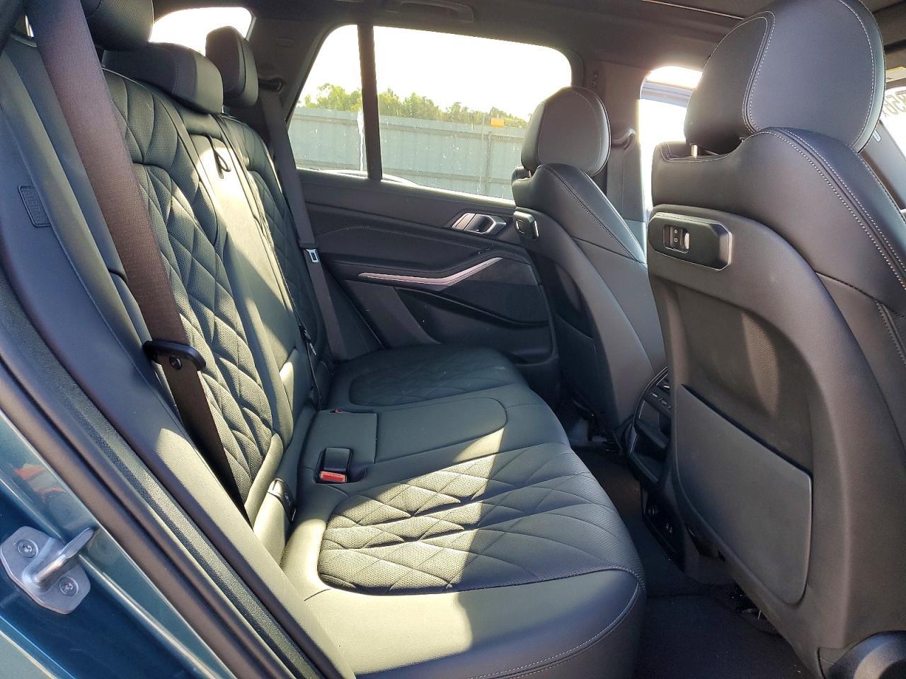2024 BMW X5 xDrive40I - zdjęcie 11
