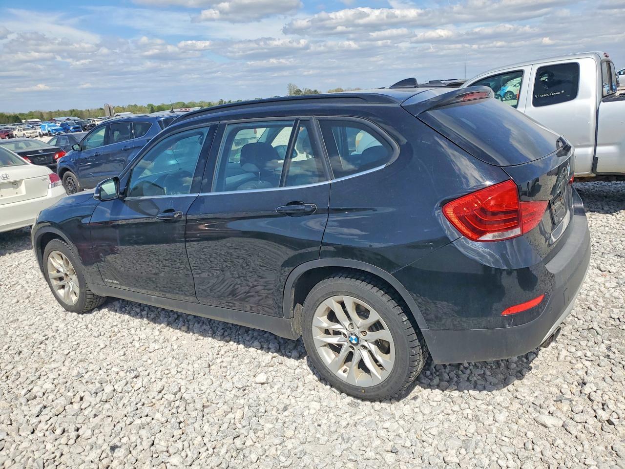 2015 BMW X1 xDrive28I - zdjęcie 2