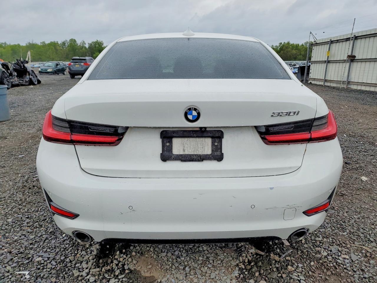 2021 BMW 330I - zdjęcie 6