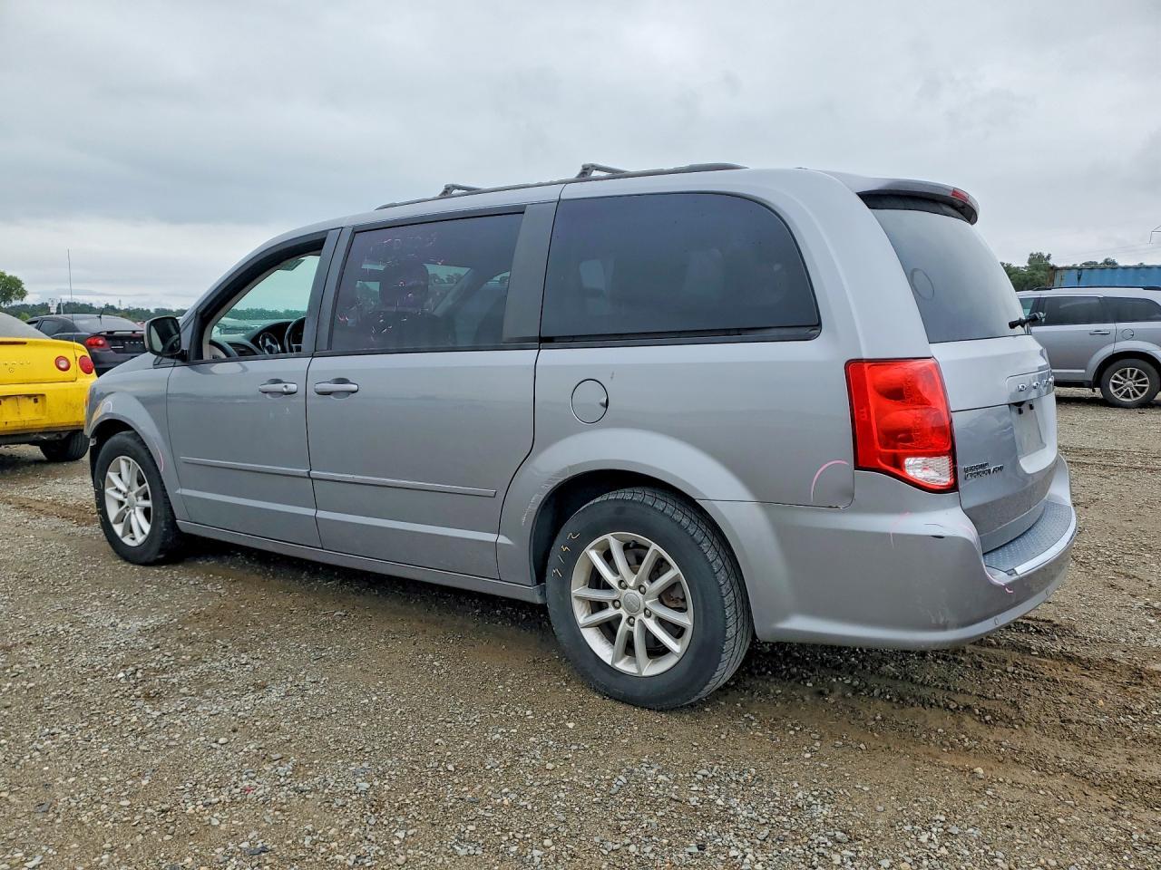 2016 Dodge Grand Caravan Sxt - zdjęcie 2