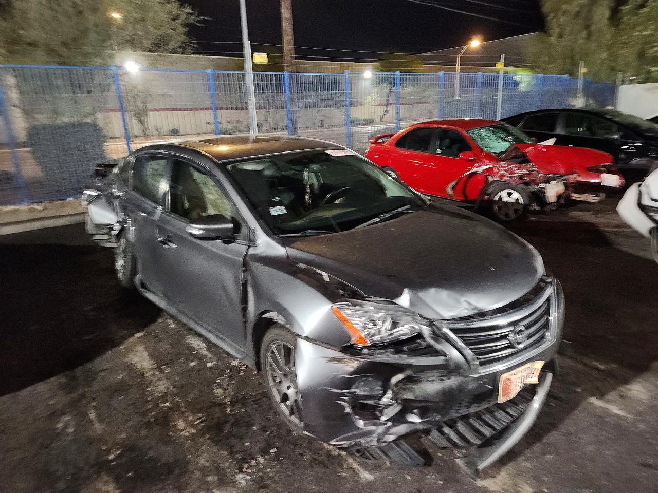 2015 Nissan Sentra Sr - zdjęcie 4