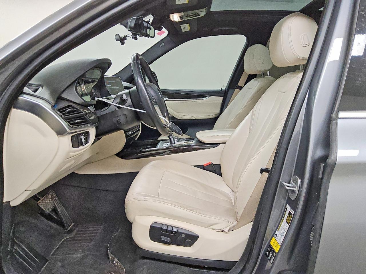 2017 BMW X5 xDrive35I - zdjęcie 7