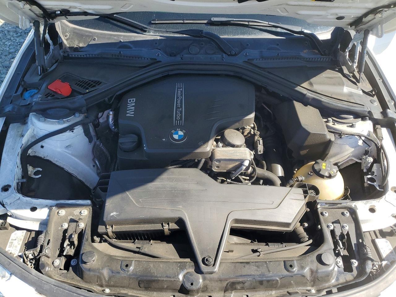 2018 BMW 320 I - zdjęcie 11