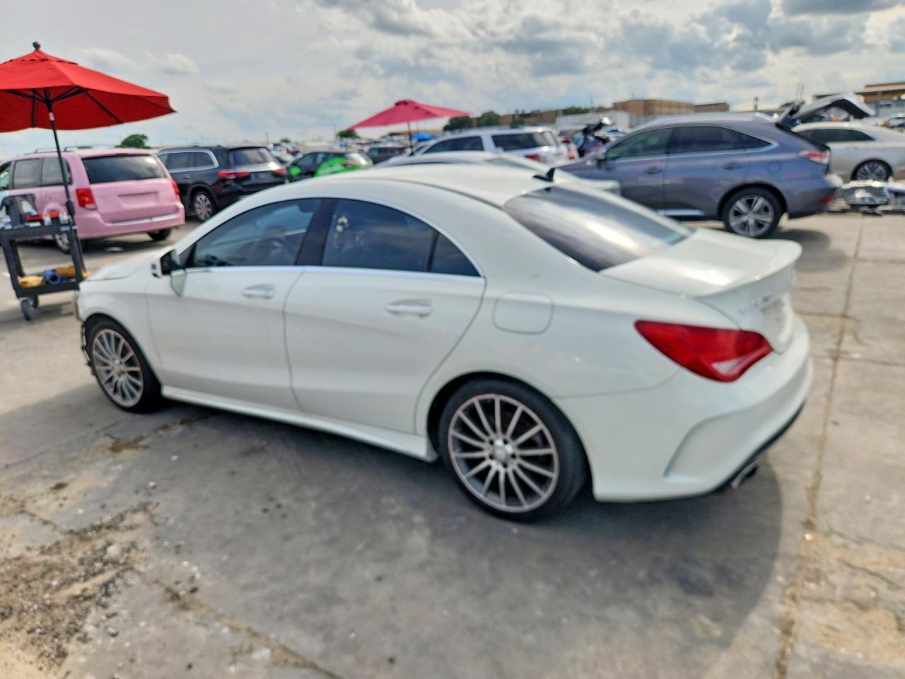2016 Mercedes-Benz Cla 250 - zdjęcie 2