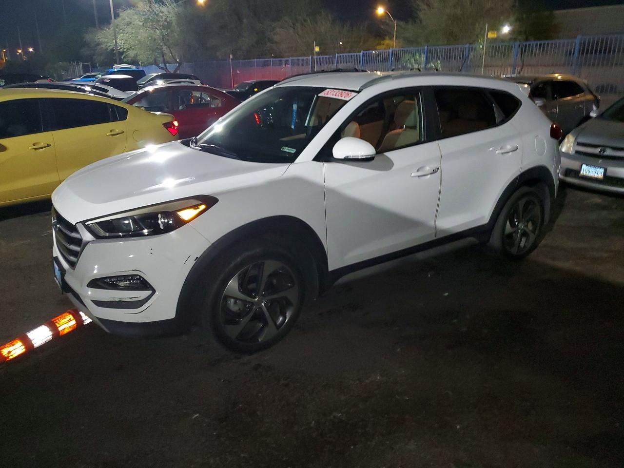 2017 Hyundai Tucson Sport - zdjęcie główne