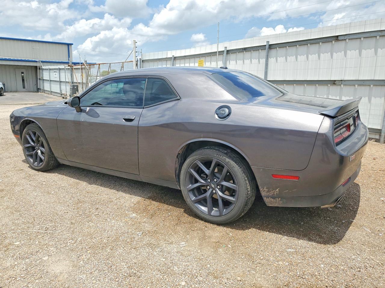 2021 Dodge Challenger Sxt - zdjęcie 2