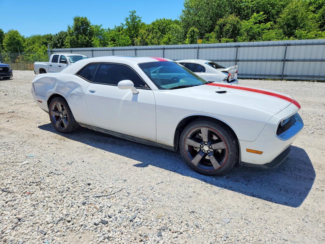 2014 Dodge Challenger Sxt - zdjęcie 4
