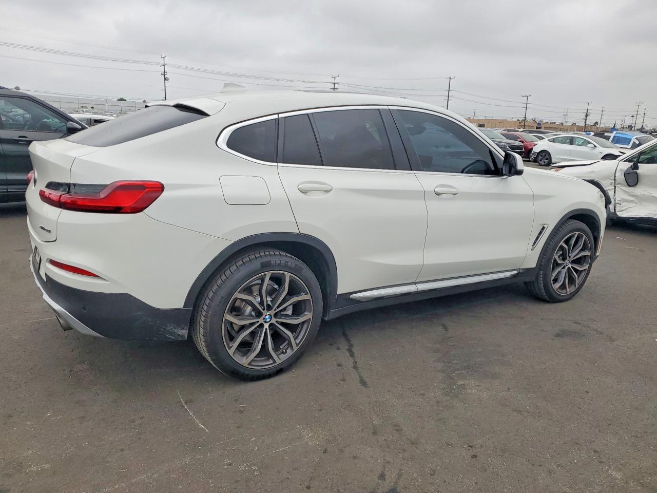 2020 BMW X4 xDrive30I - zdjęcie 3