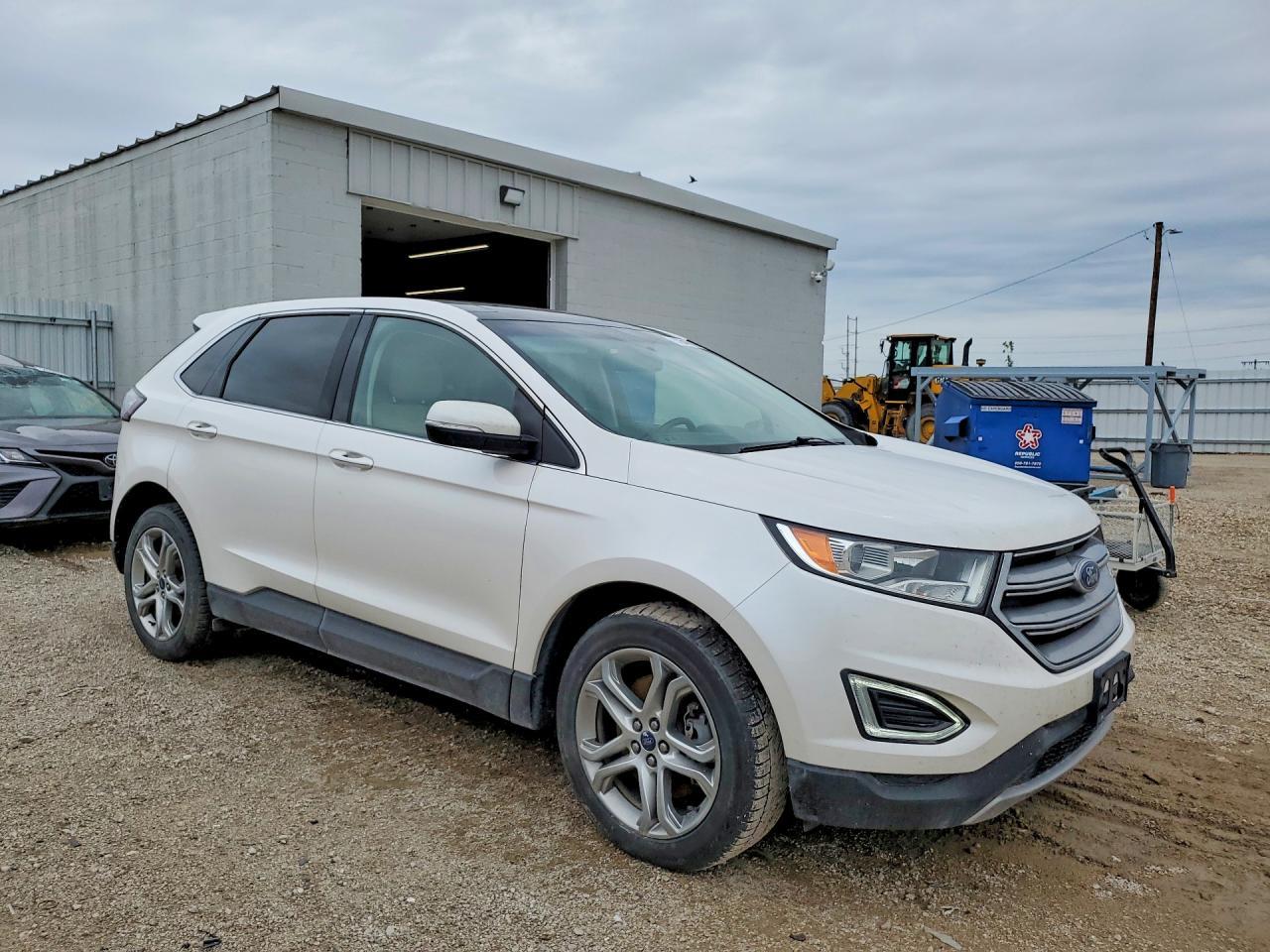 2016 Ford Edge Titanium - zdjęcie 4
