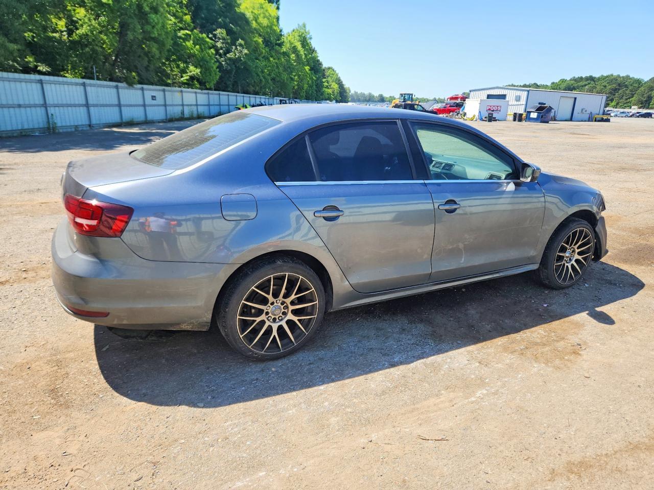 2017 Volkswagen Jetta S - zdjęcie 3