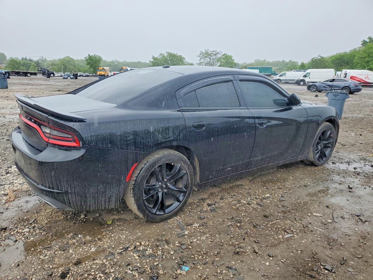 2018 Dodge Charger Sxt - zdjęcie 3