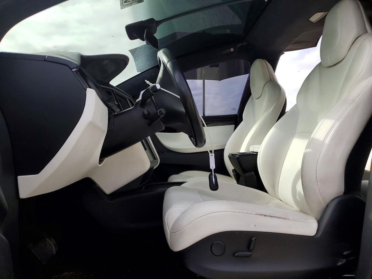 2018 Tesla Model X - zdjęcie 7