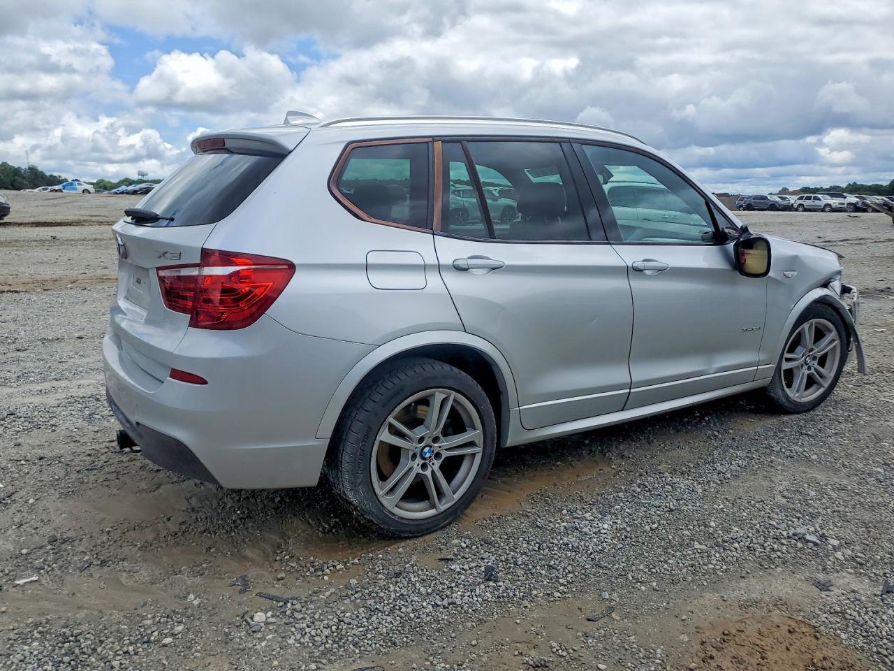 2014 BMW X3 xDrive28I - zdjęcie 3