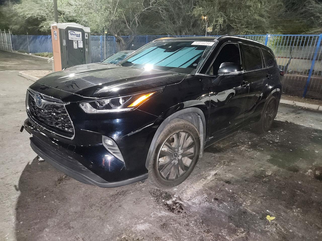 2021 Toyota Highlander Hybrid Limited - zdjęcie główne