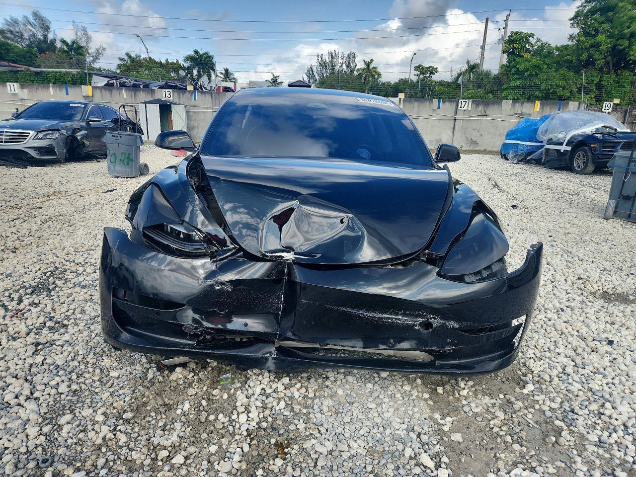 2022 Tesla Model 3 - zdjęcie 5