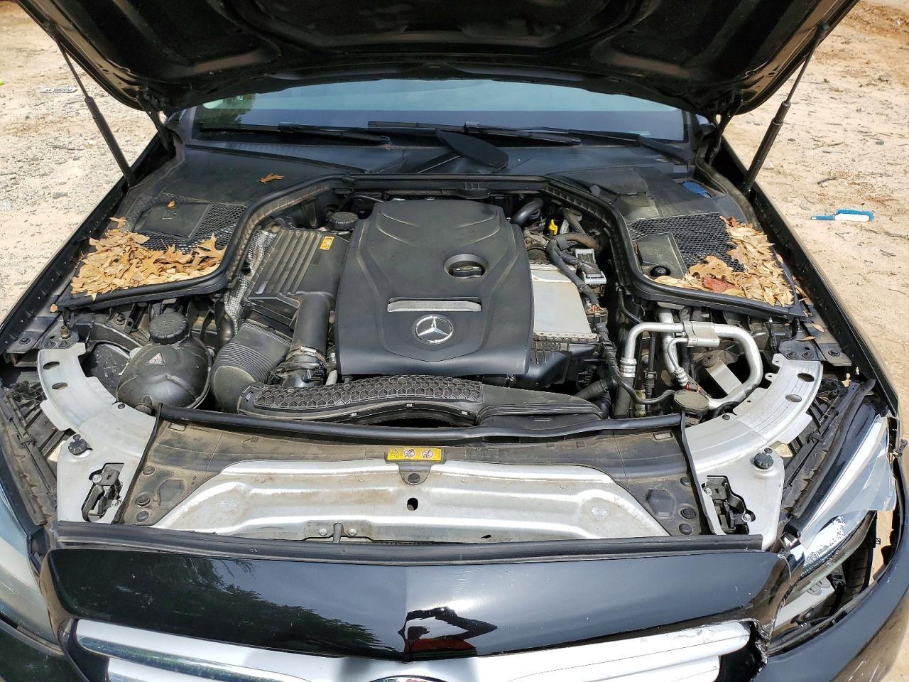 2017 Mercedes-Benz C 300 4Matic - zdjęcie 11