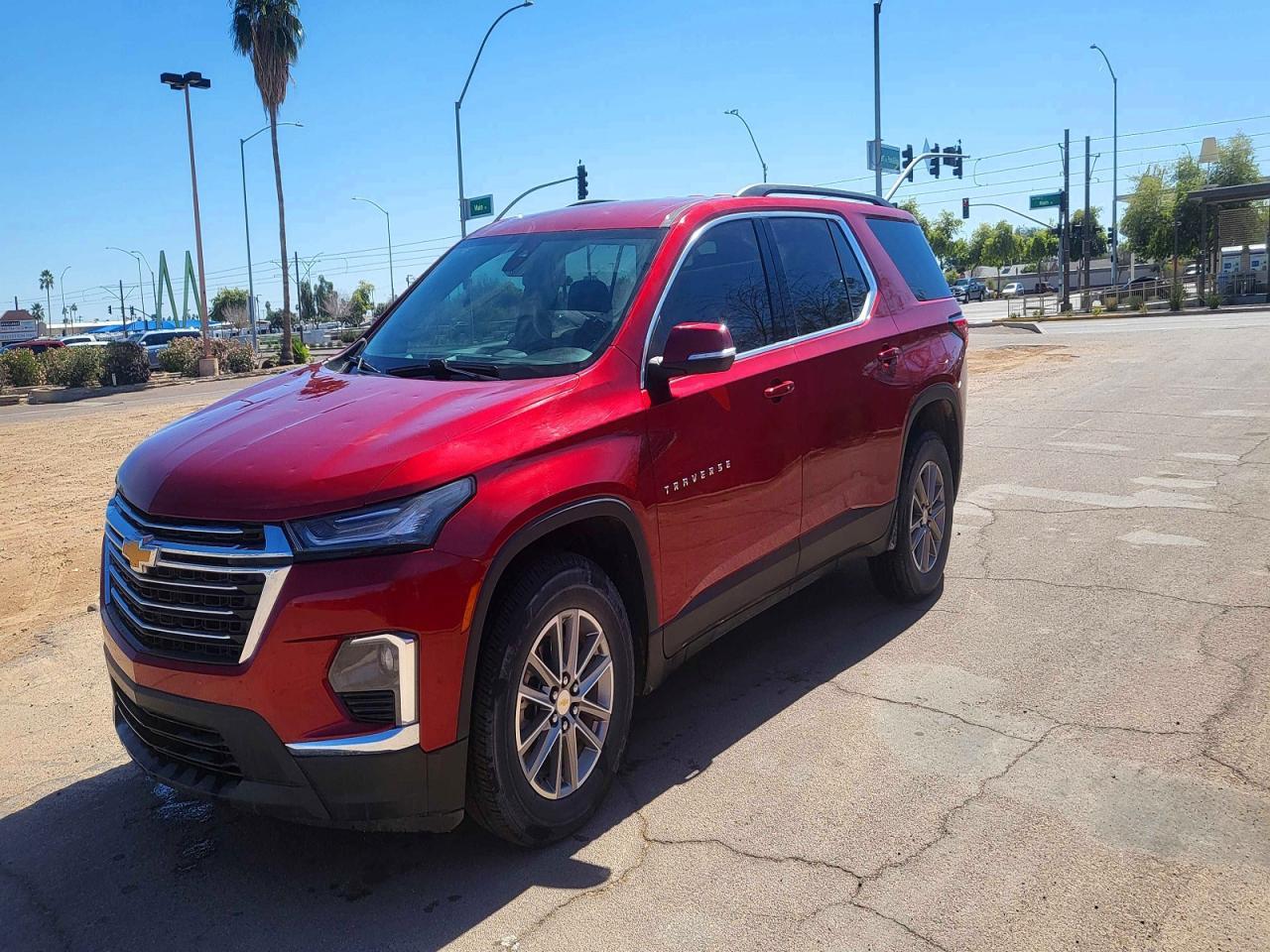 2023 Chevrolet Traverse Lt - zdjęcie 2