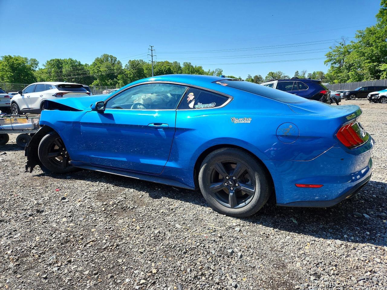 2019 Ford Mustang - zdjęcie 2