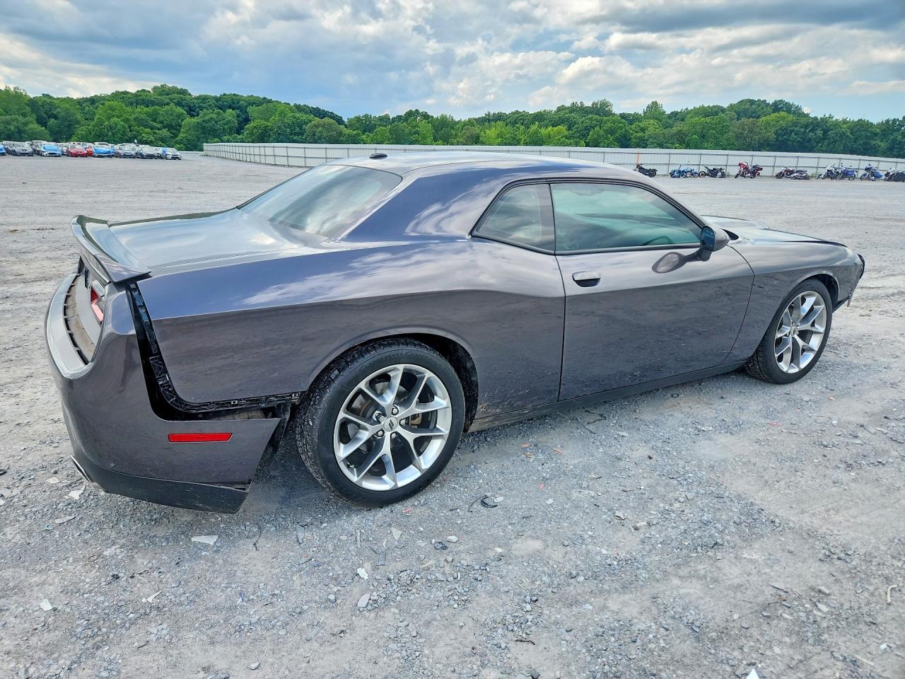 2021 Dodge Challenger Gt - zdjęcie 3