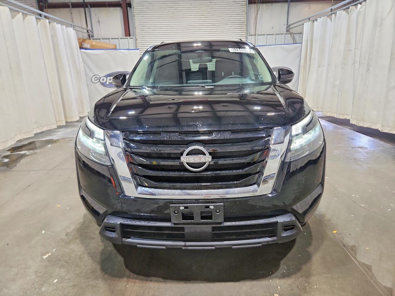 2025 Nissan Pathfinder Sv - zdjęcie 5