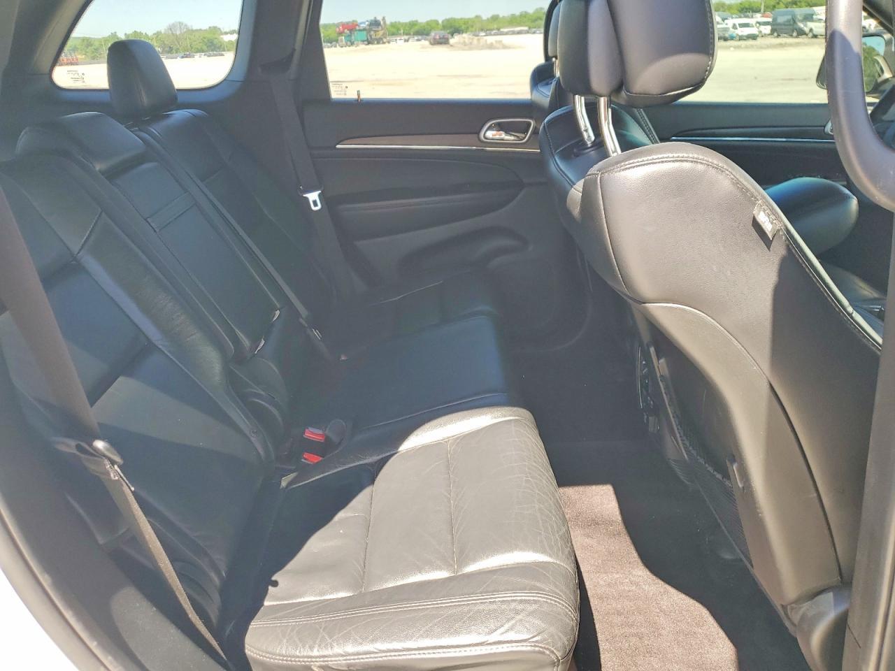 2018 Jeep Grand Cherokee Limited - zdjęcie 11