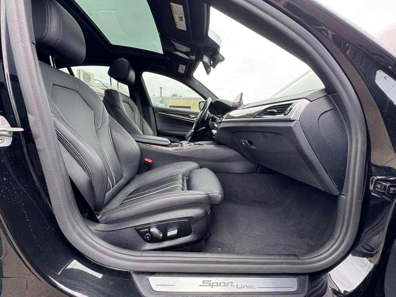 2019 BMW 530 I - zdjęcie 5