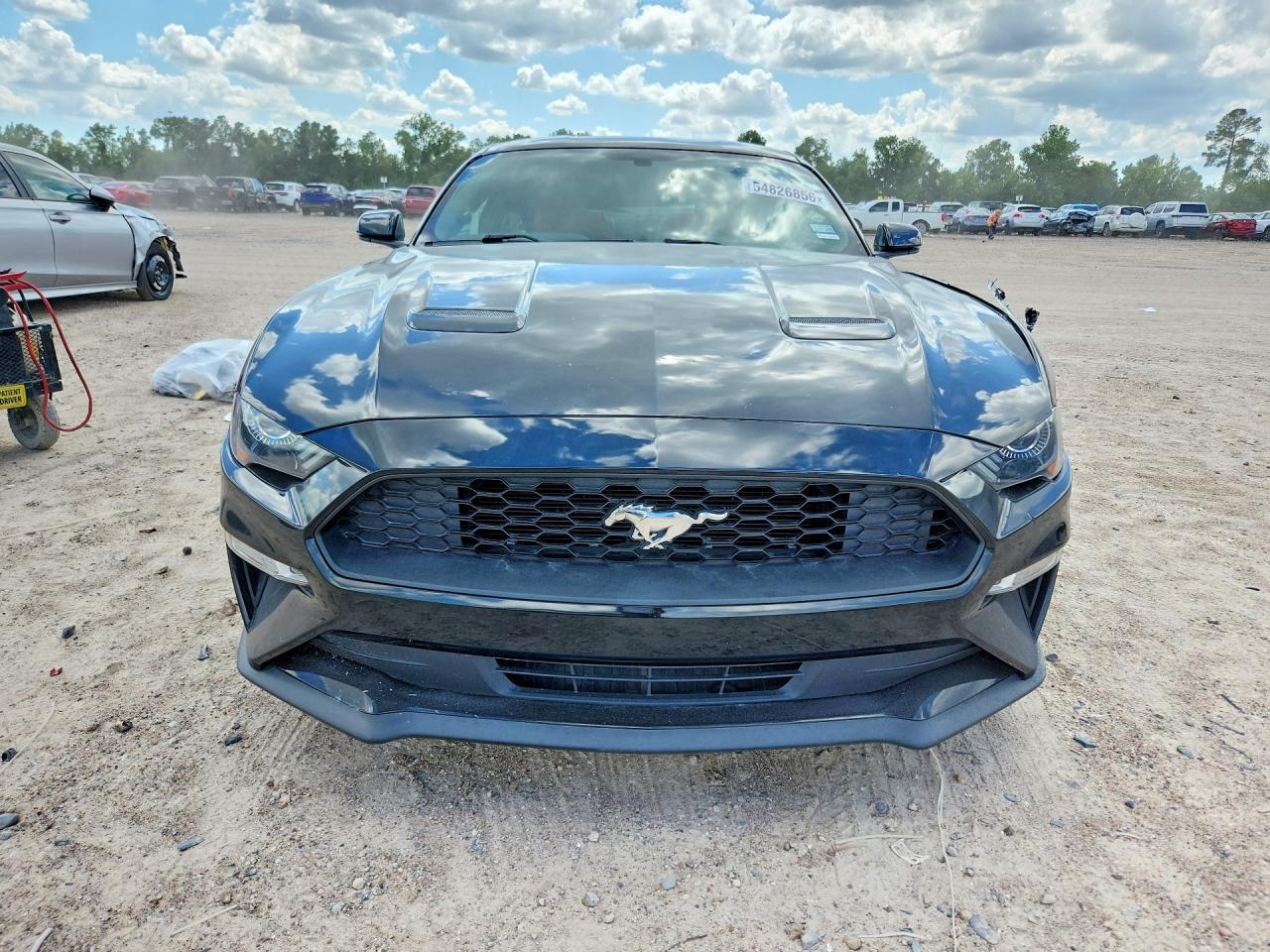 Ford Mustang - zdjęcie 5