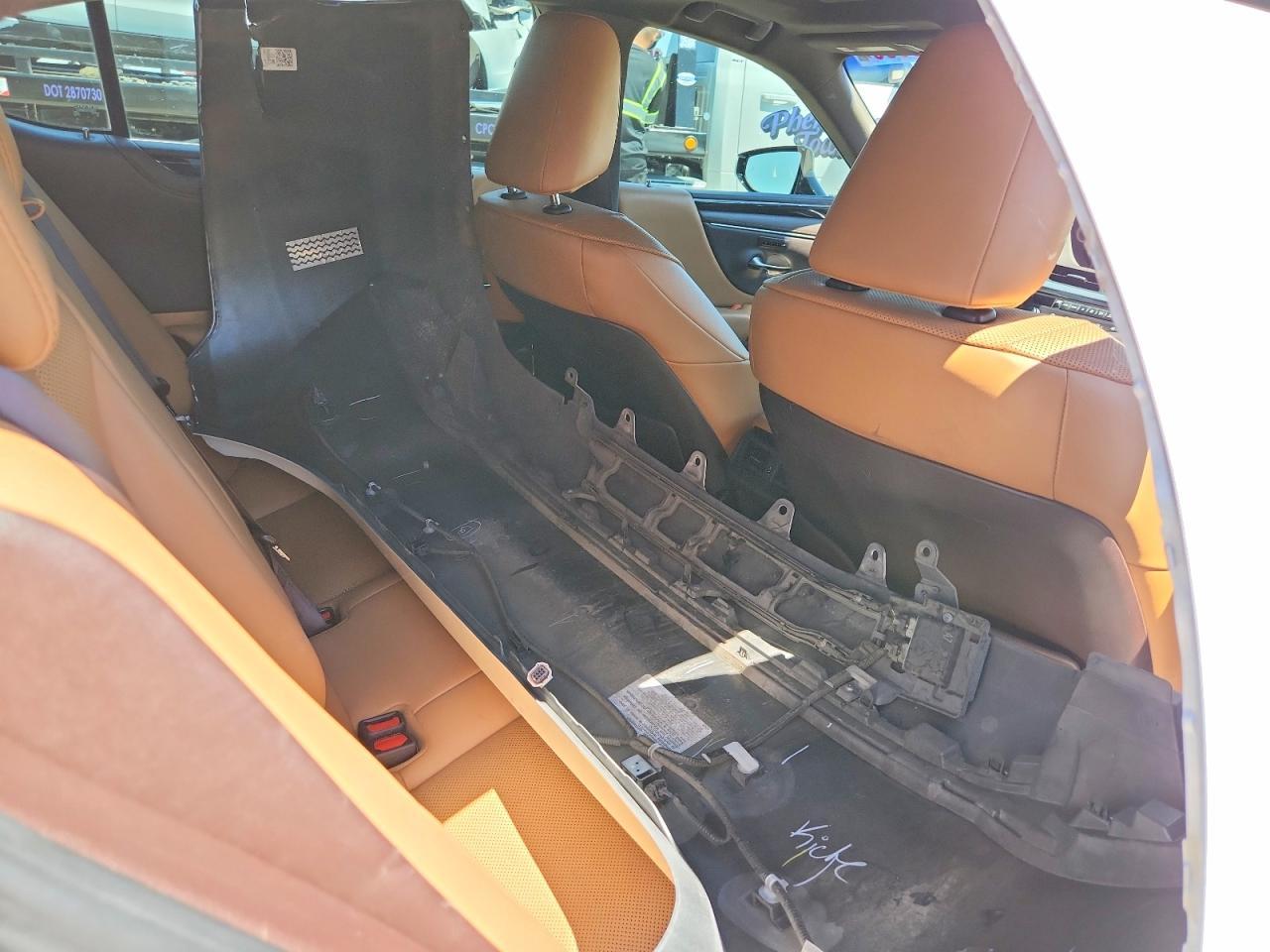 2020 Lexus Es 300H - zdjęcie 10