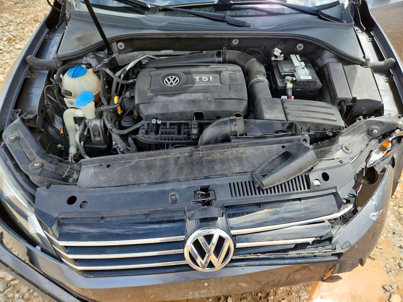 2014 Volkswagen Passat S - zdjęcie 11