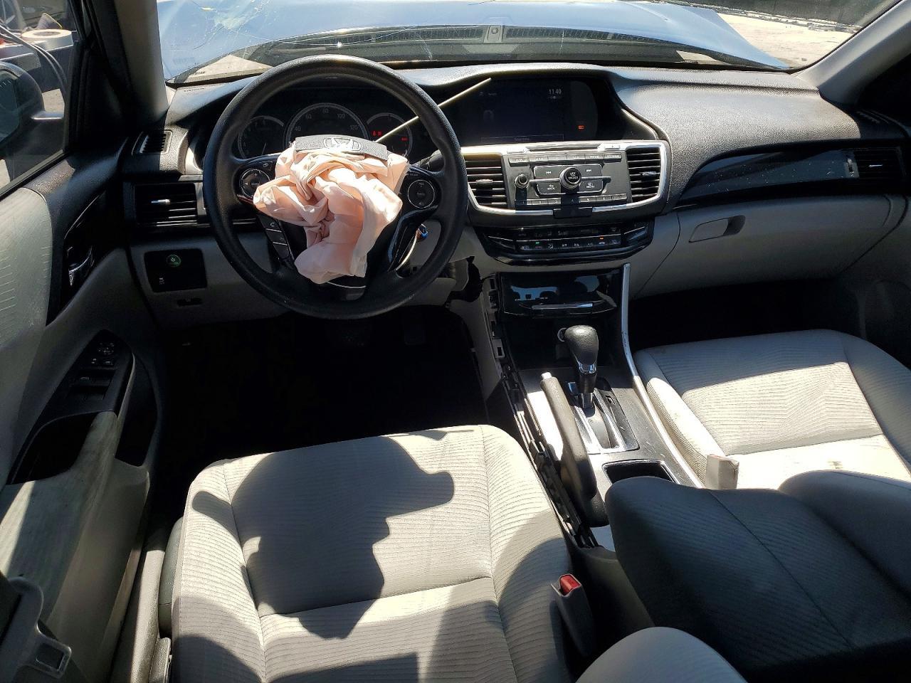 2017 Honda Accord Lx - zdjęcie 8