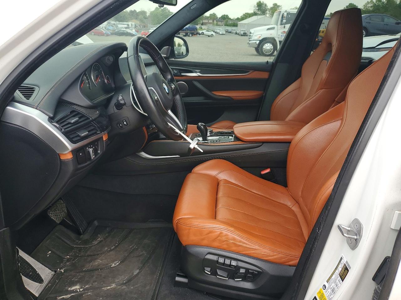 2016 BMW X5 M - zdjęcie 7