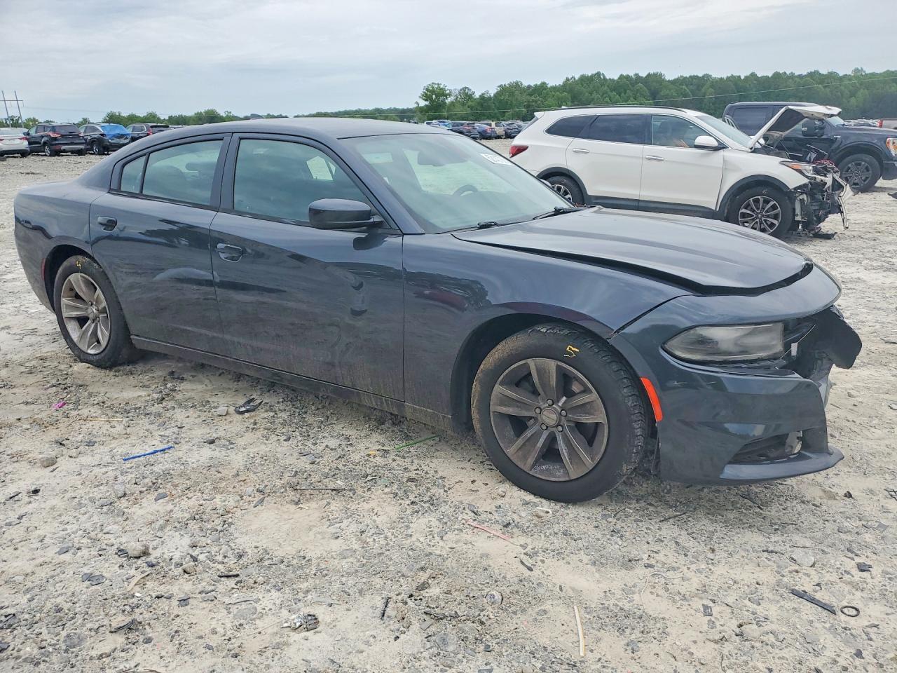 2016 Dodge Charger Sxt - zdjęcie 4
